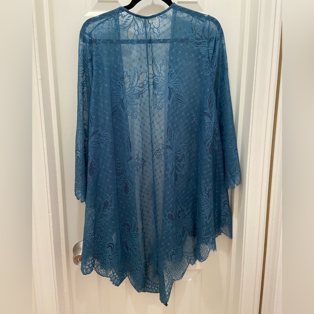 miami Blue Lace Duster - Picture 4 of 5